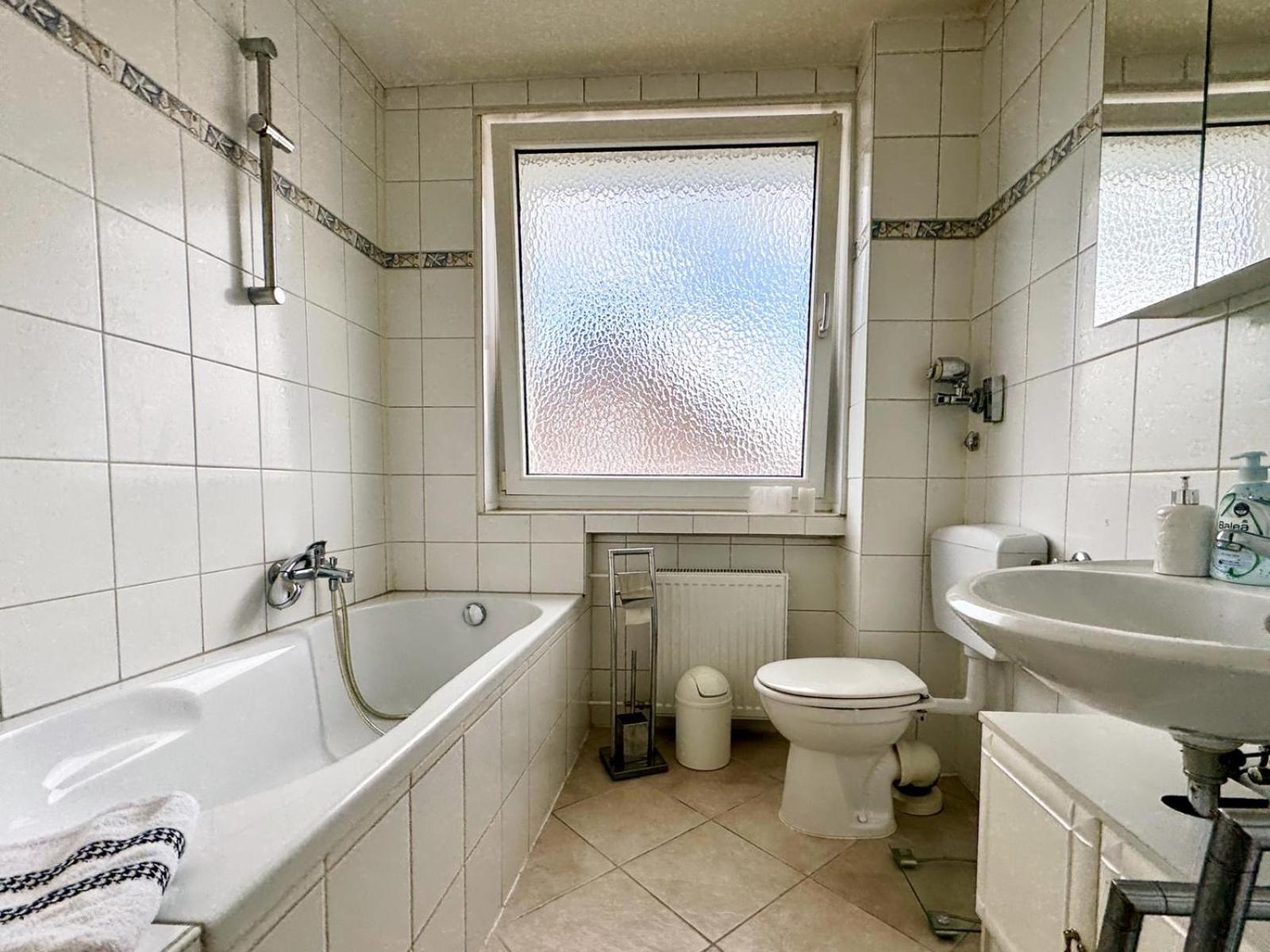 הנובר Gepflegte 3 Zimmer Wohnung! מראה חיצוני תמונה